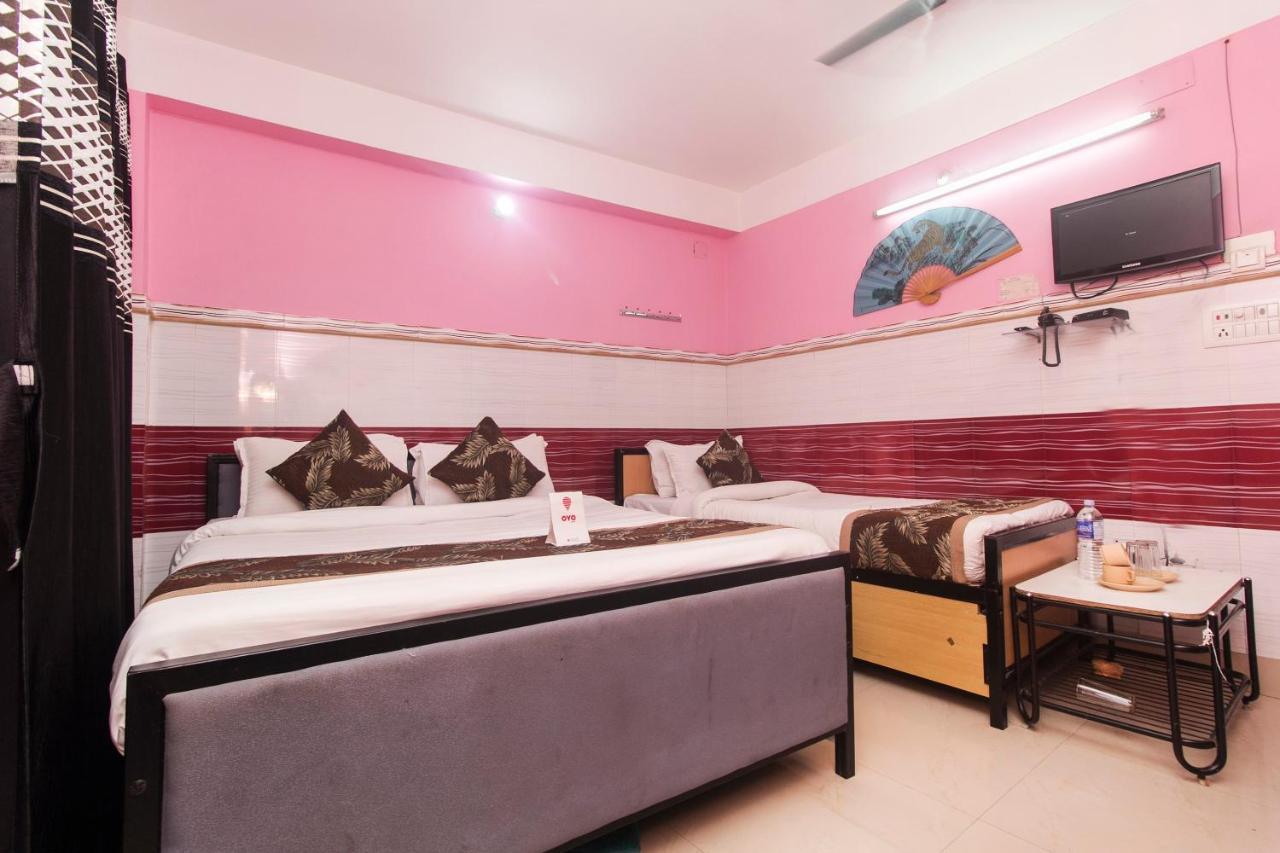 Oyo 16064 Tirupati Lodge Siliguri Bagian luar foto